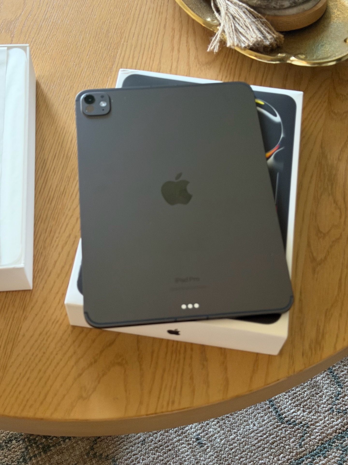 Apple iPad Pro 11 M4 Chip 1TB Wi-Fi + Cell