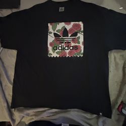 Men’s Adidas Graphic Tee - Size Extra Large XL