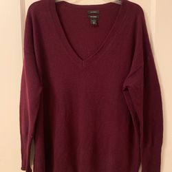 V-neck 100% Cashmere Sweater Wmns Sz 1, By Halogen