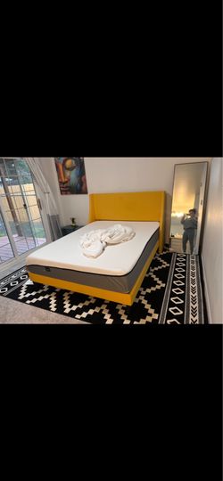 Bed frame with head board