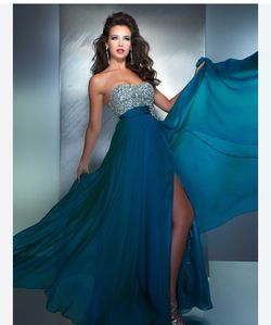 Elegant Prom dress