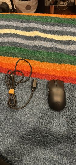 razer viper v3 pro gaming mouse