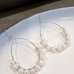 Freshwater Pearl Dangle earrings Silver color