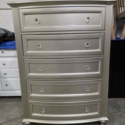 Modern Silver 5 Drawer Tallboy Dresser