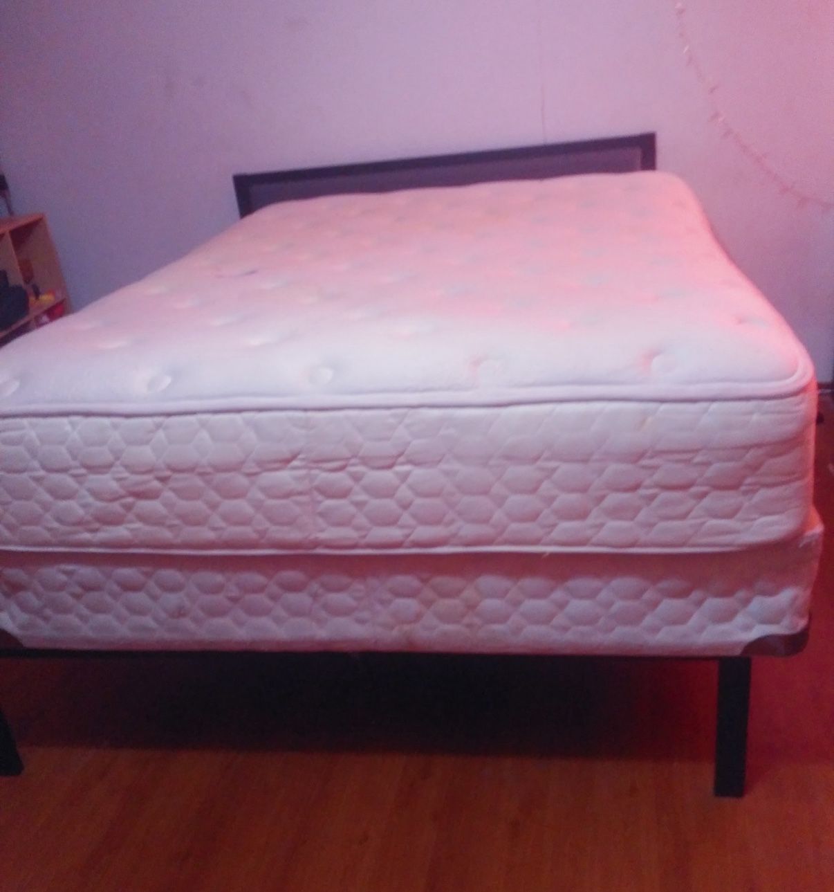 Free Queen Mattress And Box Spring