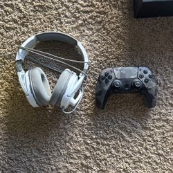 Turtle Beach Headset And Ps5 Controller 
