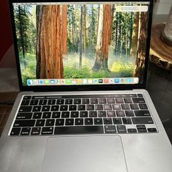 MacBook Pro 2020 13inch 256gb 