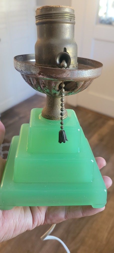 Vintage Antique 1920's Jadeite Lamp