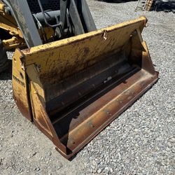 John Deere Skip Loader Bucket 
