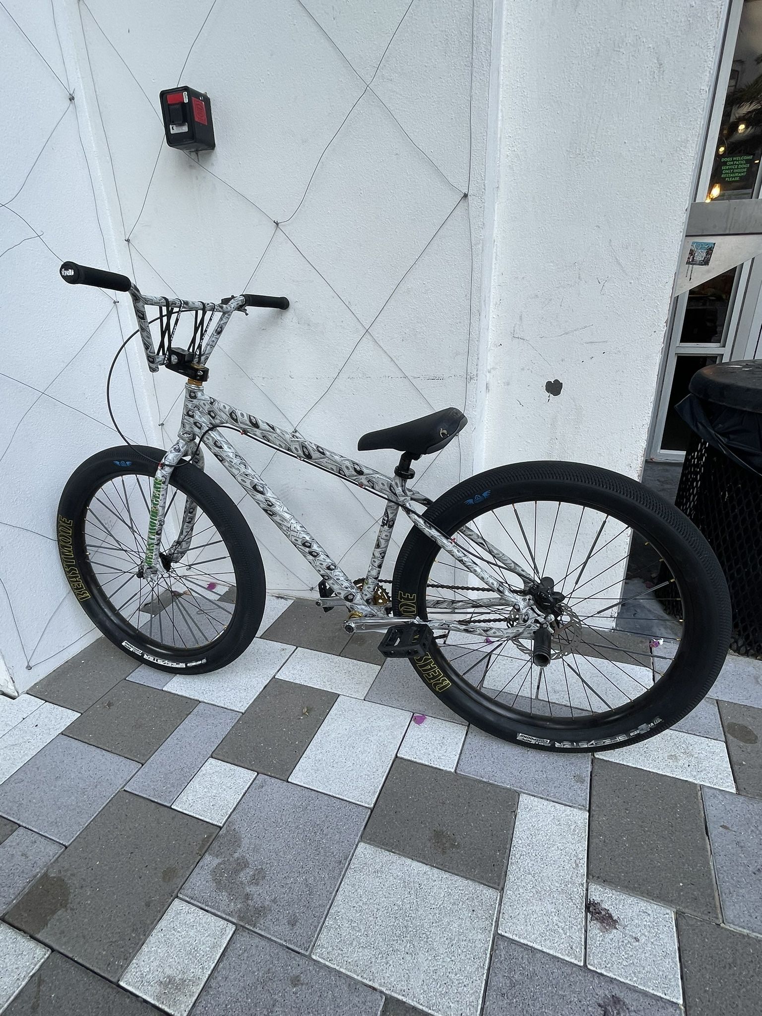 SE Bikes, Beastmode Money Lynch