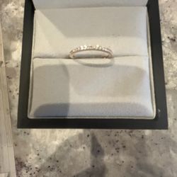 1.5 CT Rose Gold Diamond Ring