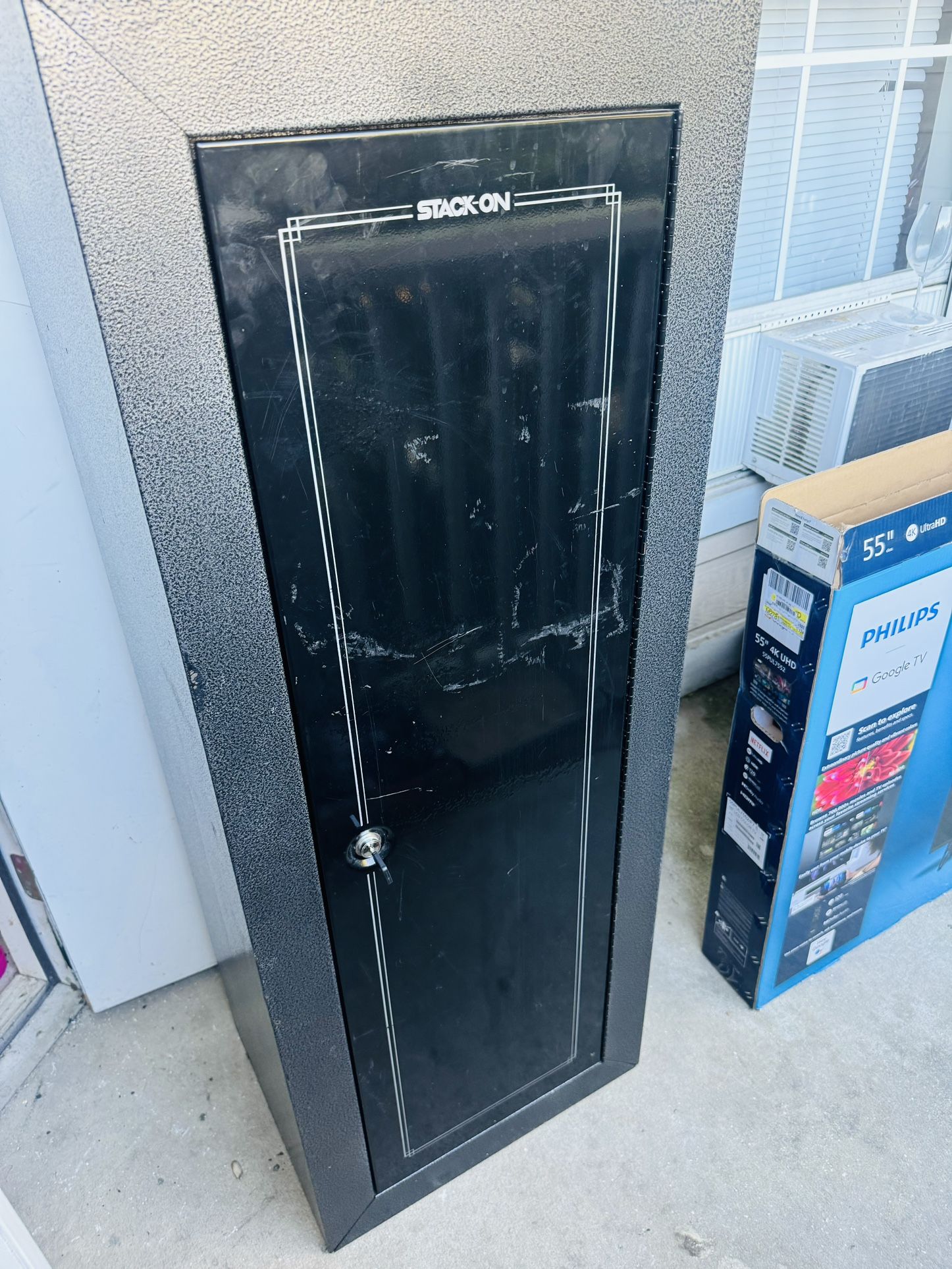Stack-On Safe