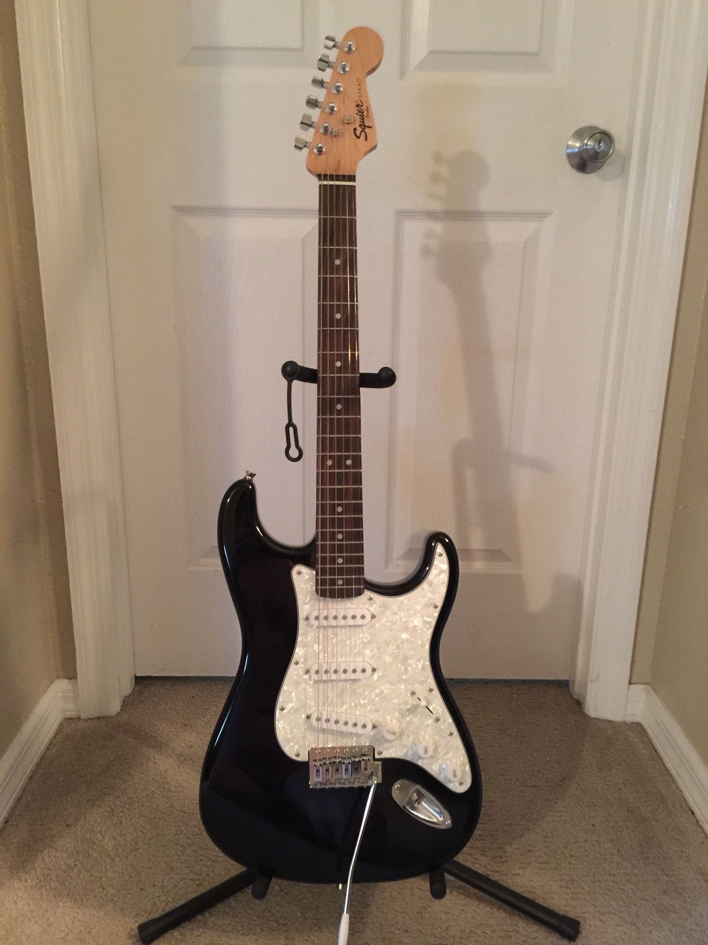 Squier. (By Fender) Strat Electric Guitar