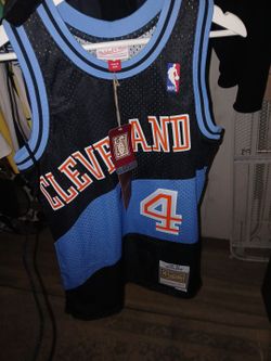 Authentic Mitchell & Ness Jersey