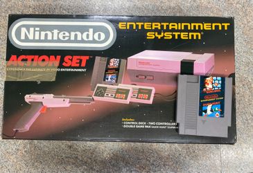 Nintendo NES Action Set Complete in Box w Zapper, 2 controllers