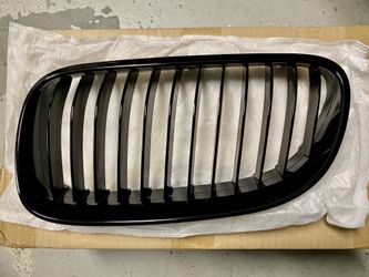 New Driver’s Side Gloss Black Grille For 2011-2012 BMW E92 E93 3- Series 328i 335i 335is LCI Facelift Coupe Convertible