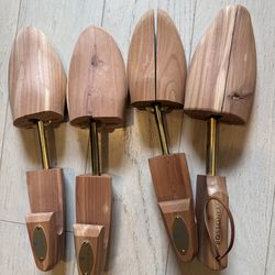 Nordstrom wooden shoe trees. Split toe. Cedar.