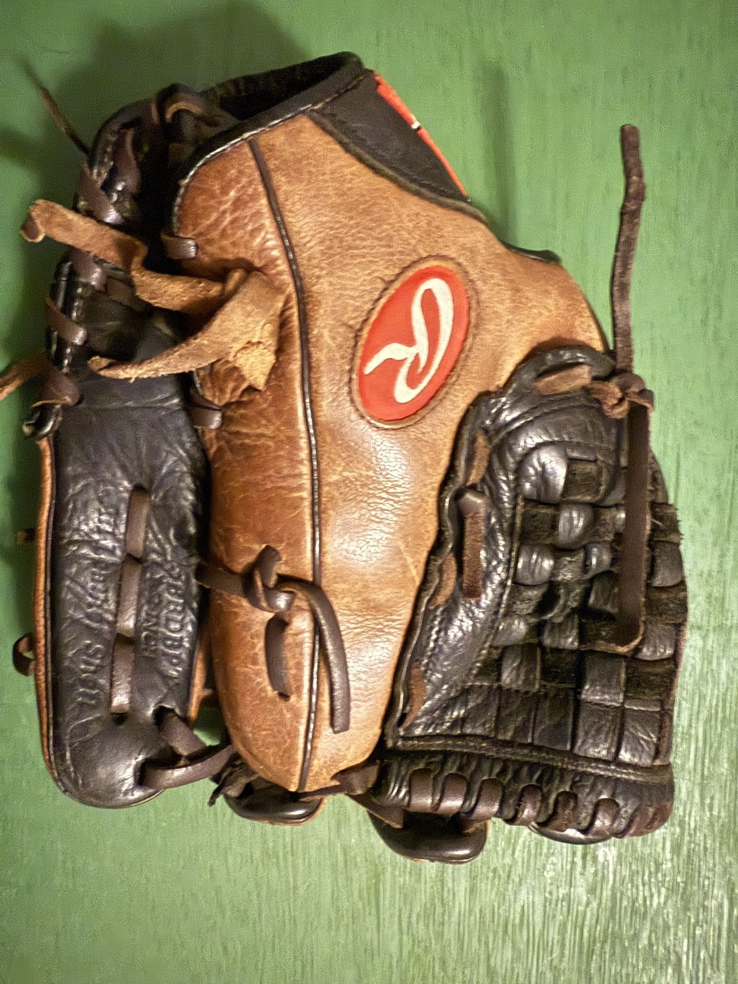 Rawlings Youth 11.5'' Premium Series Full Basket Glove - Used - Great Shape