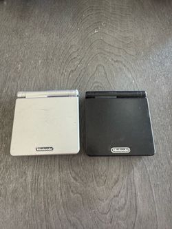 Game Boy Advance SP