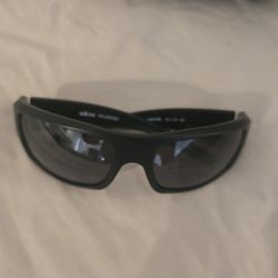 Revo Canyon Polorized Sunglasses black