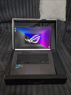 ASUS ROG Zephyrus G16  OLED | RTX 4070 / 512GB SSD | Impecable