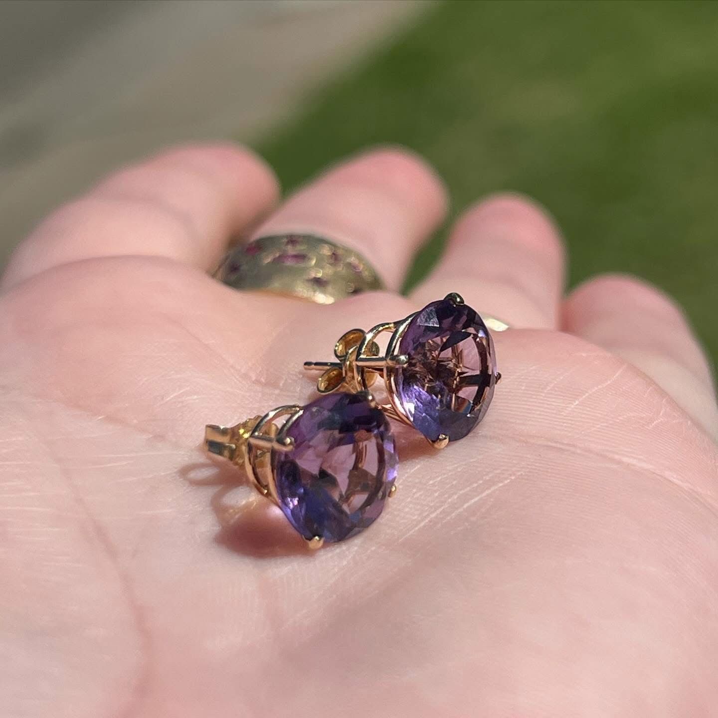 Solid 14k Gold Amethyst Earrings! 4ct Total - 2ct Each Stud