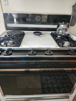 Caloric Heritage Series Gas Range