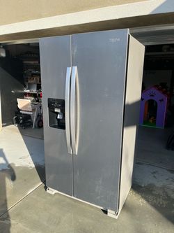 Whirlpool Side-by-Side Fridge. Freezer issue