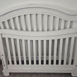 Baby crib