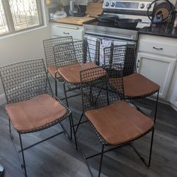 Chair Set 4 Normal, 2 High