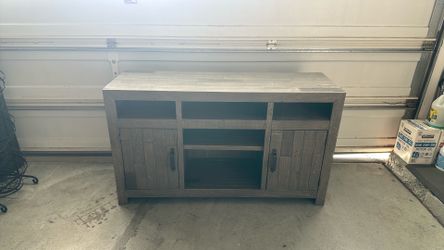 Barn wood tv stand/entertainment center