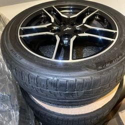 OEM Ford Mustang Premium wheels & tires