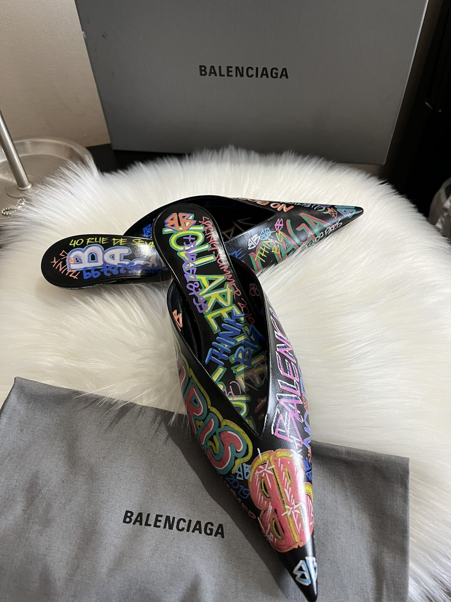 Balenciaga Black Graffiti Knife Pointed Toe Mules Size 37 for Sale in Chicago, IL - OfferUp