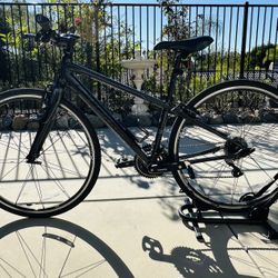 Women’s Cannondale Quick 4 (small) Bike 