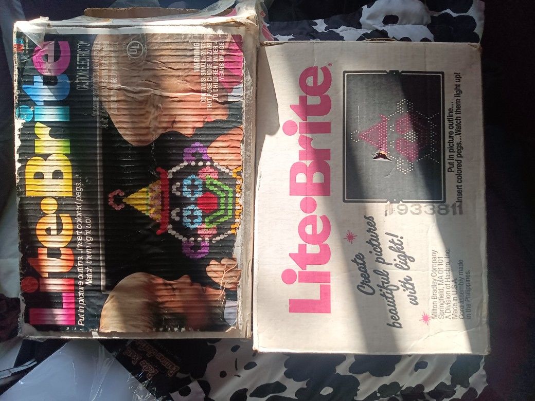 2 OLD LIGHT BRIGHTS $20 EACH
