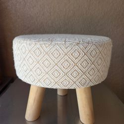 Mystic Apparel 10.5"x 11" Round Footstool Ottoman  Linen Beige&Cream