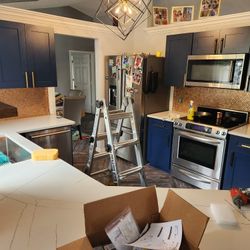 Rat Pack Style Kitchen & Cabinets