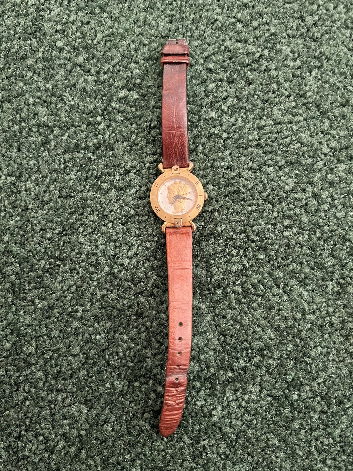 Vintage Brittania 22kt Gold Plated Mercury Dime Watch