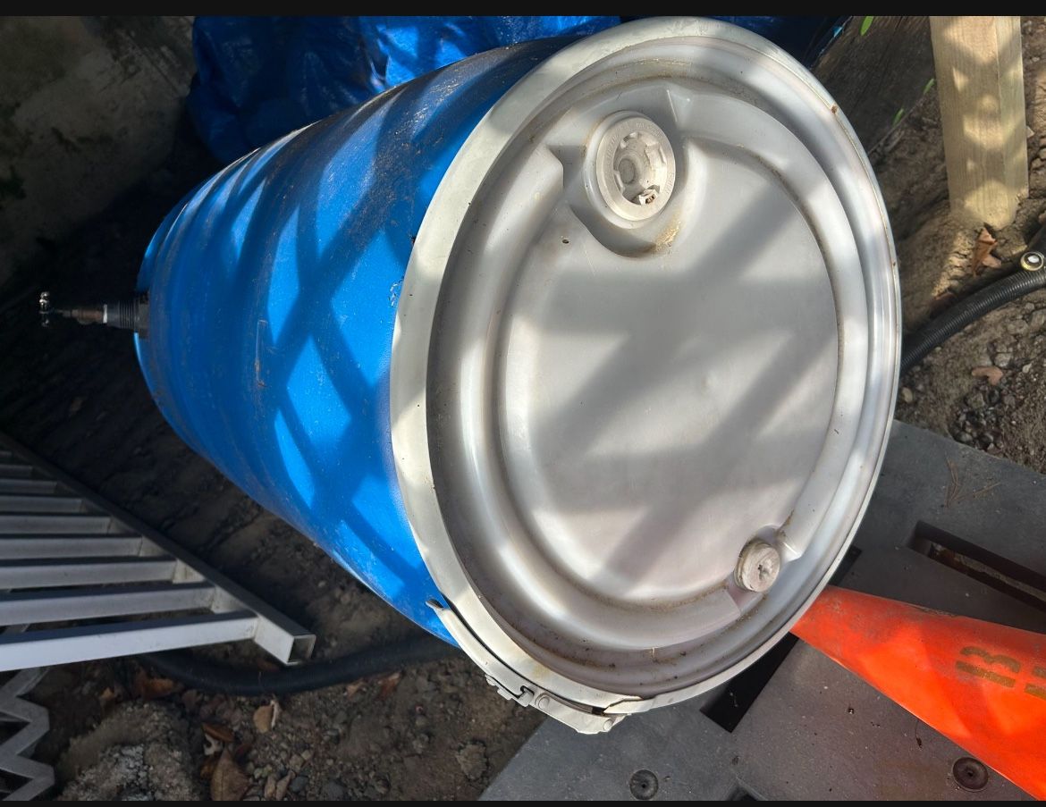 50 Gallon Barrel With Spout