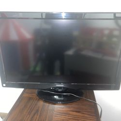 Panasonic Viera LU22 37in Tv