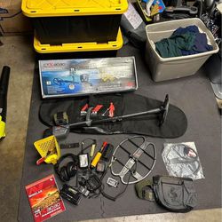 Moreland CTX 3030 Metal Detector with Extras
