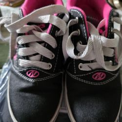 Heelys - Size 3