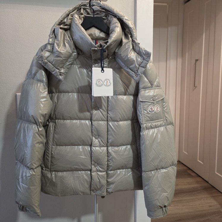 Moncler Gray Size M/L