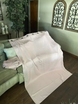 Curtain / Curtains