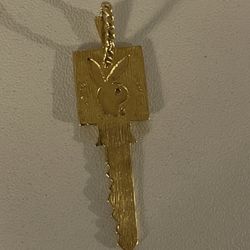 14kt Vintage Playboy Pendant 