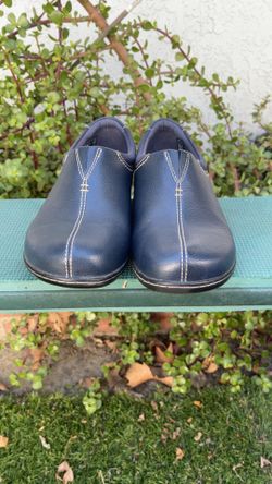 Clarks Collection Women’s Size 9.5 XW Leather Slip On Shoes Ashland Joy Black