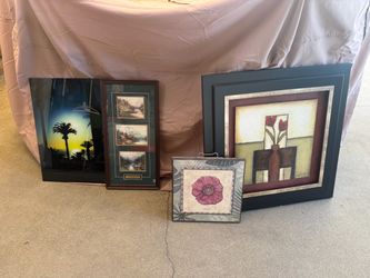 Wall art of 4