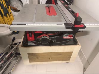 SawStop Jobsite Saw Pro 10” Table Saw – Great Condition