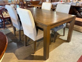 NEW! FOREMOST Ashton 4-Seater Dining Set Model # 1635266