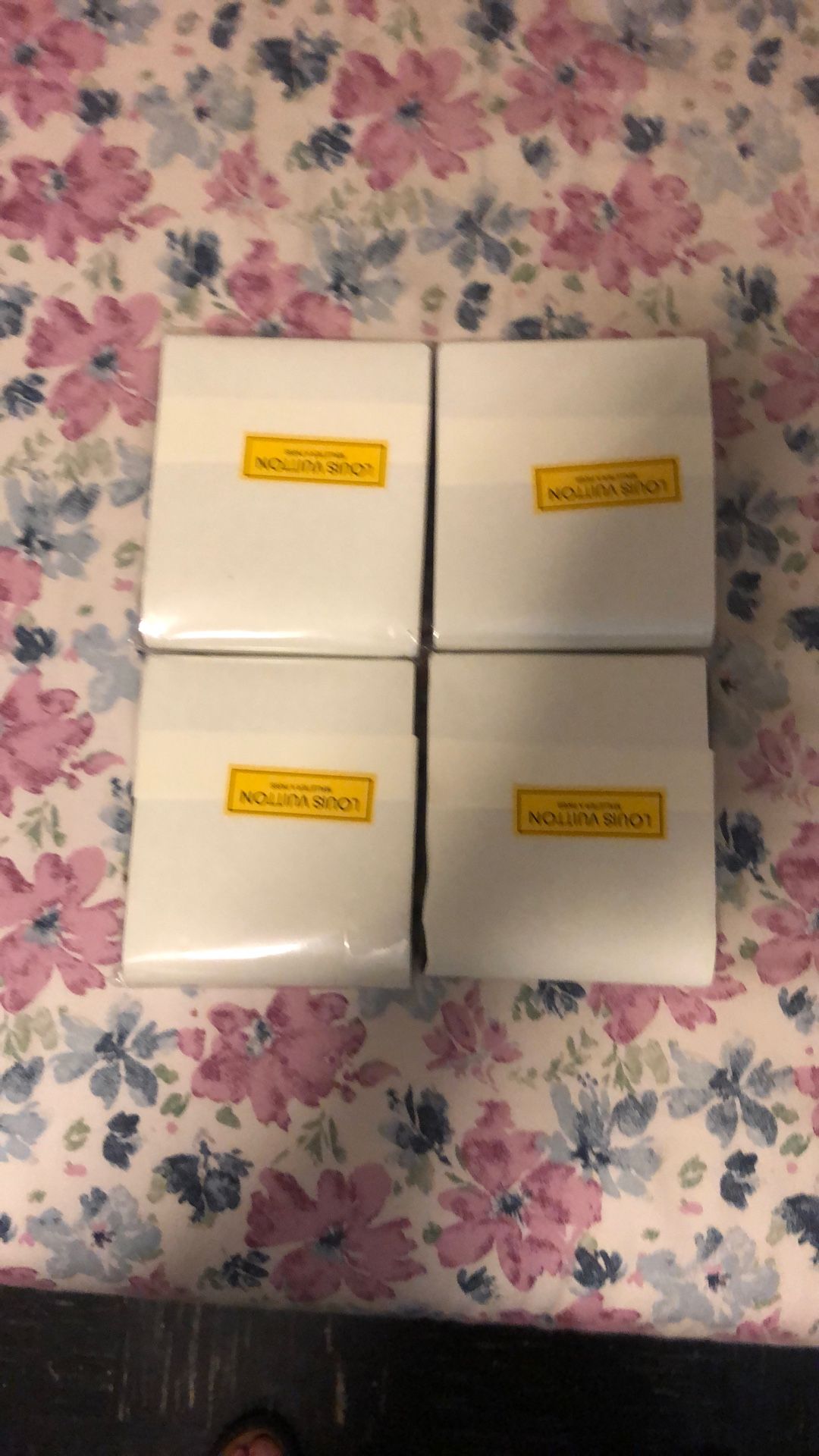 LV WALLET MENS